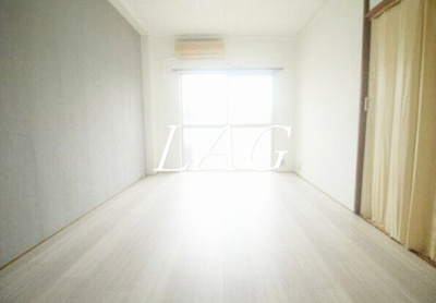 【居間・リビング】 | 佐野マンション | 洋室のお部屋です。