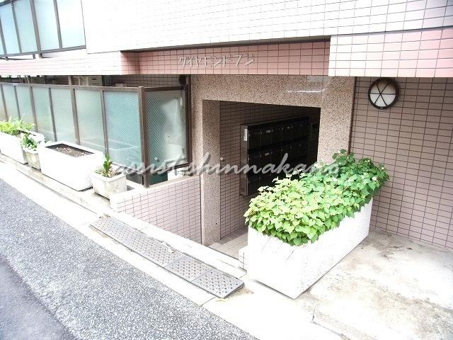 ダイヤモンドフジのエントランス