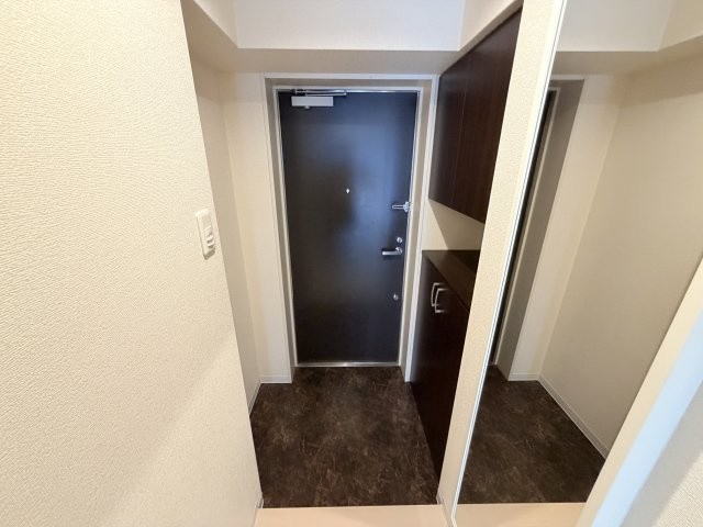 エル・セレーノ石屋川の玄関