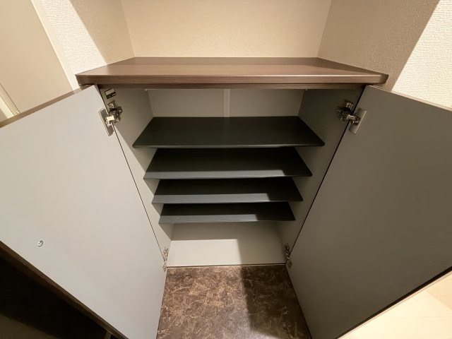 エル・セレーノ石屋川の収納