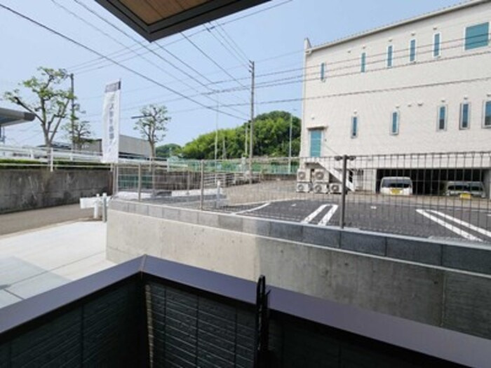 アウェーナス朝美の展望