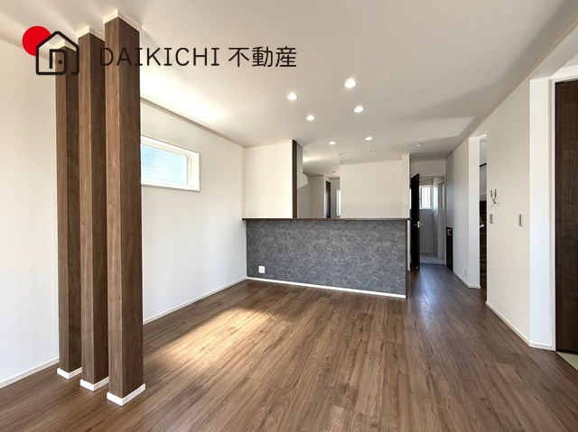 【居間・リビング】 | 杉戸町杉戸　新築戸建　全2棟　2号棟