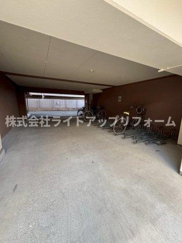 ベルトピア門口の駐車場