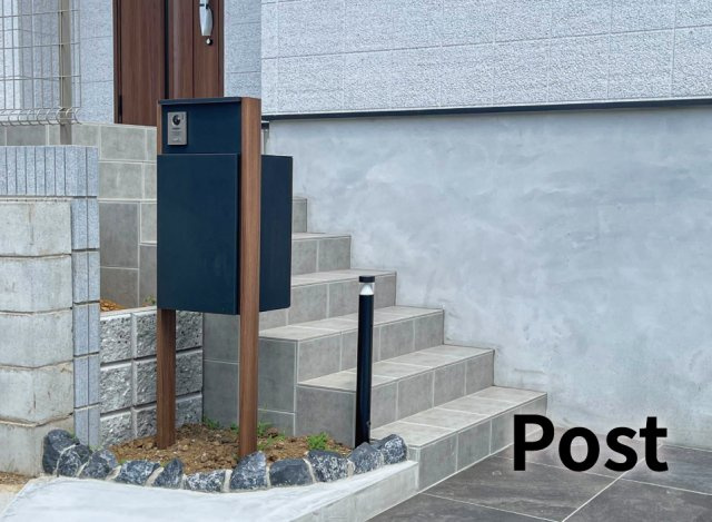 【その他】 | トラストステージ×カラーズ　練馬区早宮1丁目1期　全2棟 | 【ポスト（宅配ボックス付）】
外出時や家事などで手が離せない時にも荷物を受け取れる便利な宅配ボックス付きのポスト。