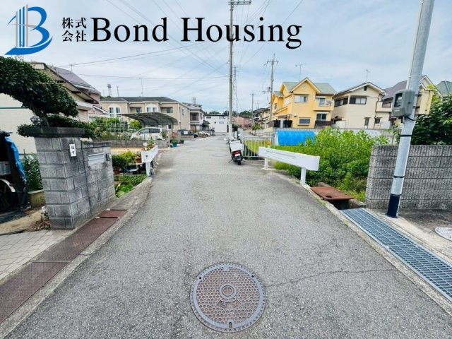 倉庫付き物件　魚住町金ケ崎　築28年