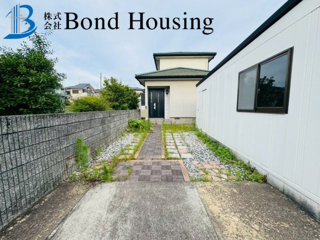 倉庫付き物件　魚住町金ケ崎　築28年