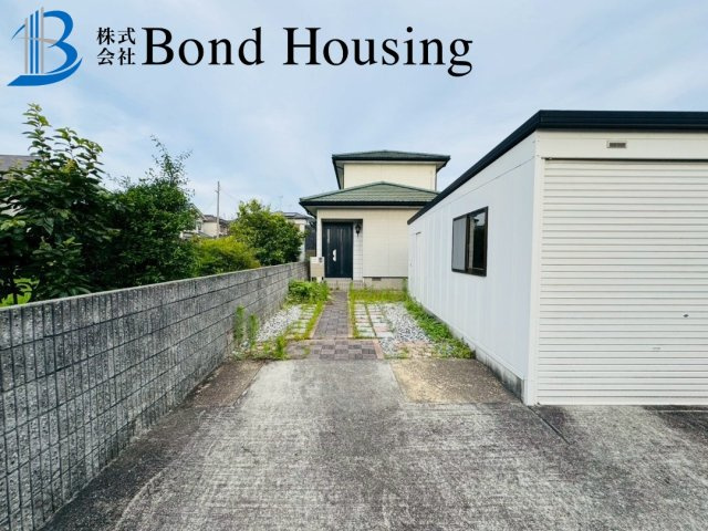 倉庫付き物件　魚住町金ケ崎　築28年
