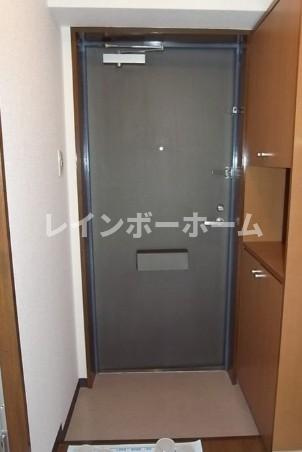 シュテルン和光の玄関