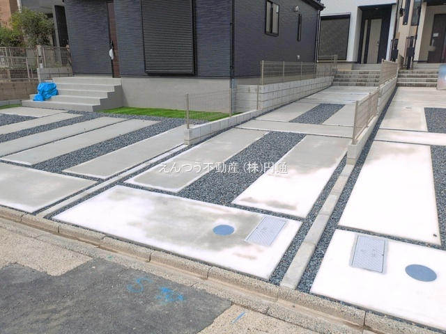 グラファーレ一色新町3期の駐車場