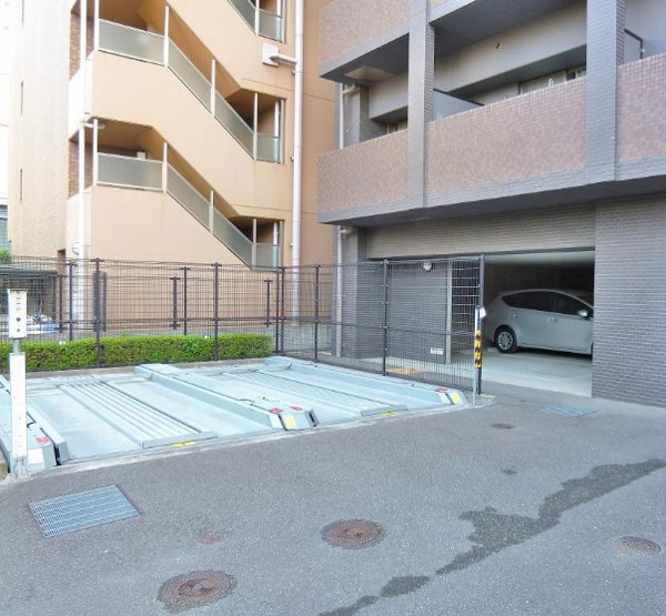 【駐車場】Succeed江坂公園