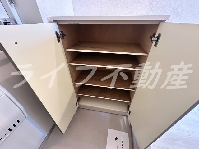 パークモダン高井田の収納|小物を収納するのに便利です