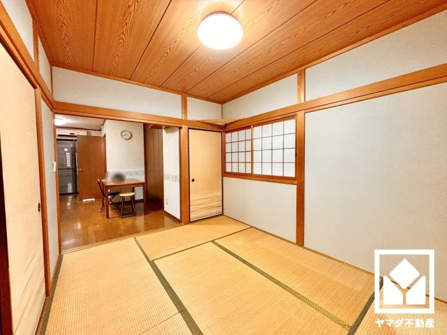宇治市小倉町西浦の和室
