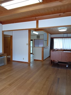 【居間・リビング】 | 東畦戸建