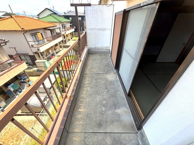 藤沢台6丁目二戸一のバルコニー