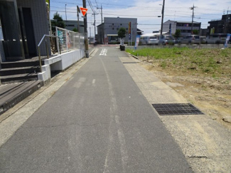 【前面道路含む現地写真】 | 川西市久代5丁目1の35　建築条件付き土地