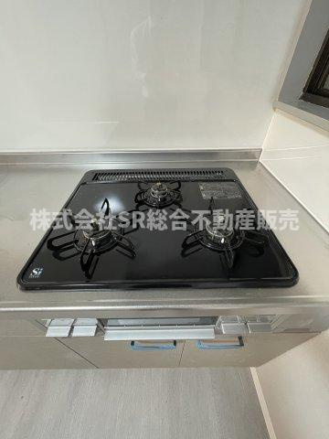 森河内東1丁目中古テラスハウスのキッチン|弊社は中古戸建のご紹介、その後のリフォームのご提案、
賃貸物件のご紹介、すべてご対応可能です。
お客様にあったプランをご提案致します。
まずはお問合せ下さいませ。