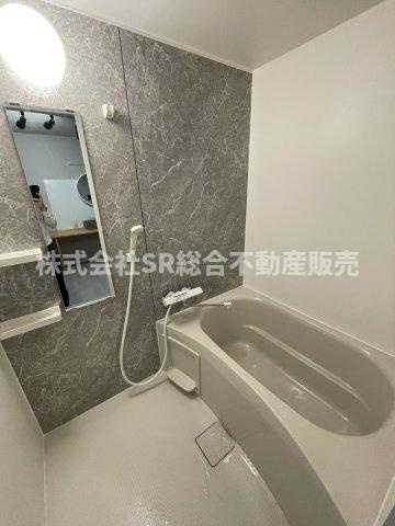 森河内東1丁目中古テラスハウスの浴室|追い焚き機能付きで経済的です♪
