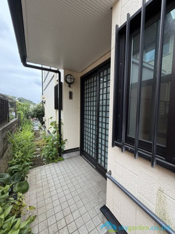 大磯町石神台1丁目　中古戸建の玄関