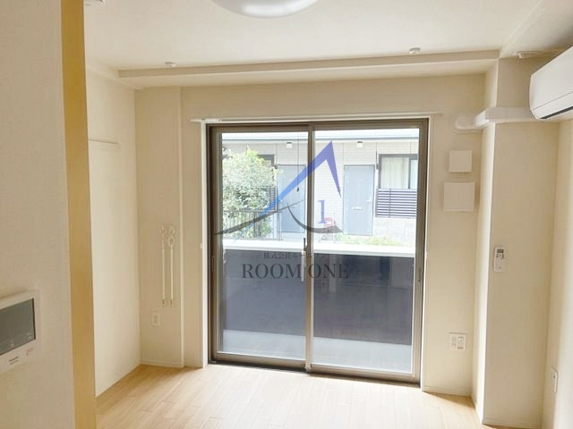 Ａｐｐｌｅ　Ｈｏｕｓｅの居間・リビング|洋室のお部屋です。