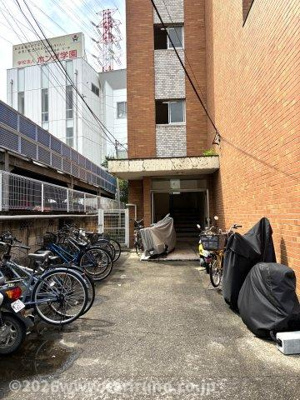 【エントランス】 | 鶴ヶ岡マンション