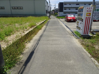 【前面道路含む現地写真】 | 川西市久代5丁目1の35　建築条件付き土地
