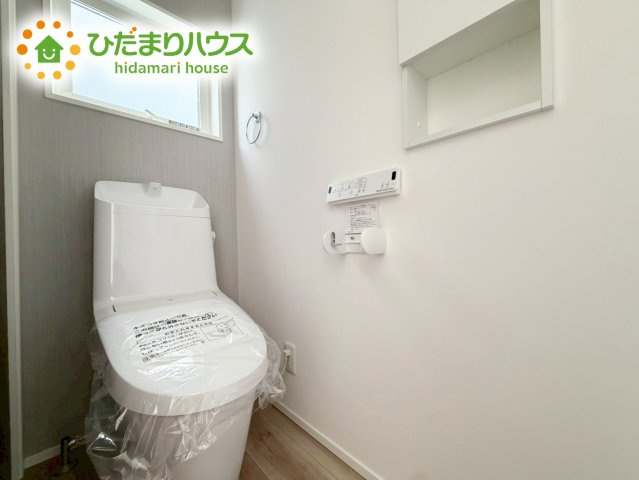 いわき市内郷高坂町大町　新築未入居のトイレ|温水洗浄便座なら、年中温かいので、安心して座ることができます。さらに、身体が冷えることもないため、便座カバーを付ける必要もありません。