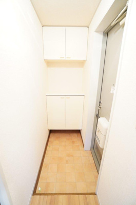 【玄関】 | グランドサン六番館 | ※同物件・同タイプの写真です。