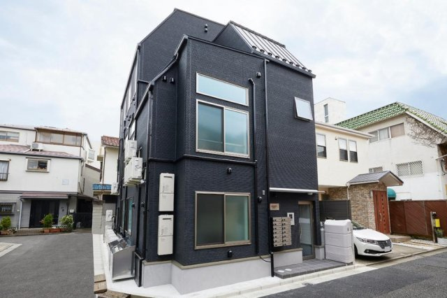 QUQURI Meguroのエントランス