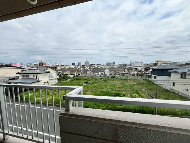 レ・セゾン菰口Aの展望