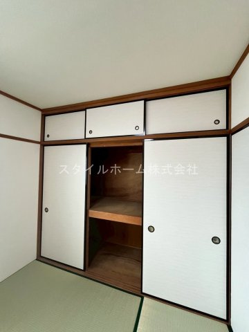 レ・セゾン菰口Aの和室