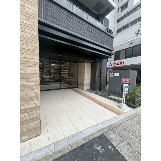 【エントランス】プレサンス　レイズ　桜山　EAST