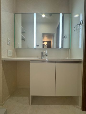 川崎市多摩区宿河原３丁目のアパートの洗面所