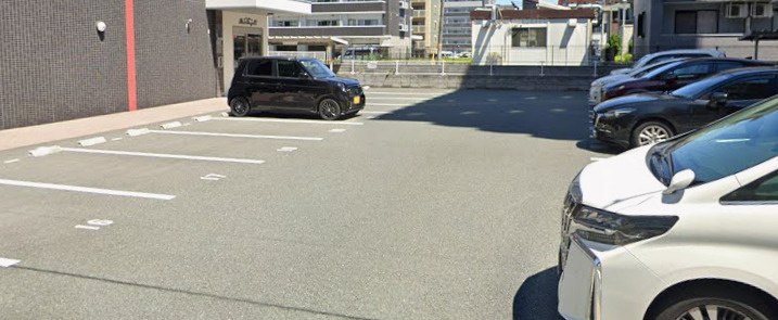CJ津久礼の駐車場