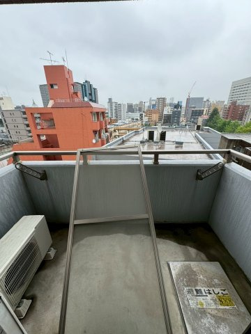 レジデンス名古屋千代田　名古屋市賃貸　仲介手数料無料のバルコニー