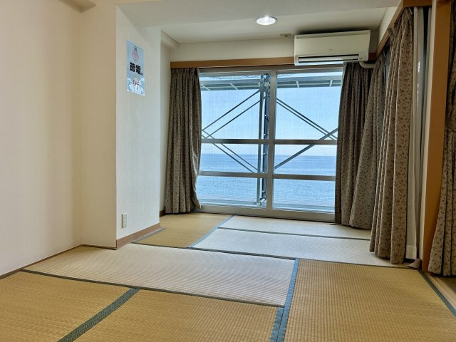 熱海ターガスマンションの和室