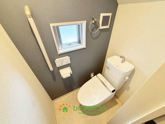 古河市諸川　中古一戸建てのトイレ