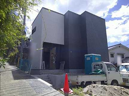 安芸郡府中町宮の町３丁目の前面道路含む現地写真