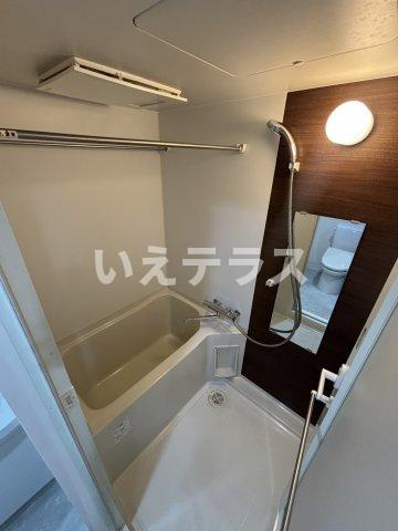 エステムコートみなと元町THE FIRSTの浴室