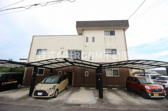 ドゥ・アンジュの駐車場|駐車場に車を止められます