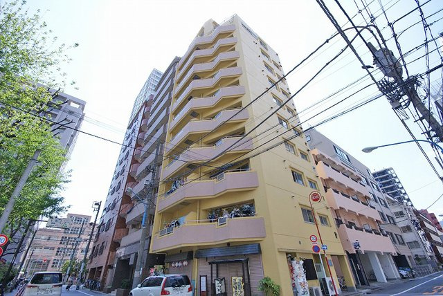 パレドール新宿の外観|パレドール新宿