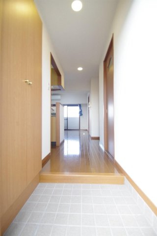 トウイナーズマンションの玄関