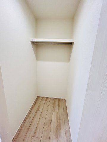 【収納】フジパレス西宮鳴尾Ⅱ番館 