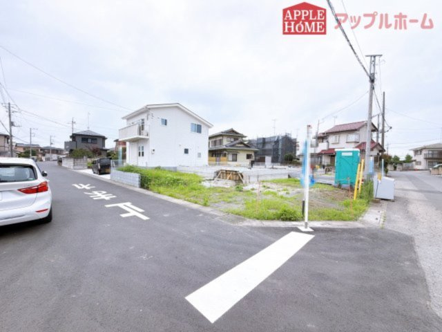 [新築住宅] 行田市藤原町 第2 全2棟の前面道路含む現地写真