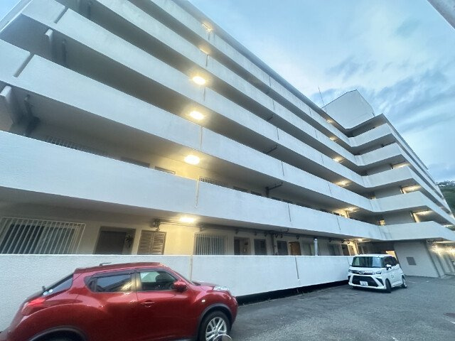 荒神山マンションの外観