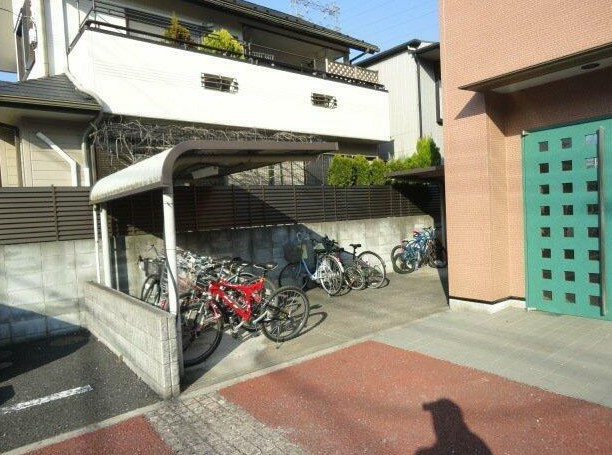 セピアコリーヌ多磨のエントランス|※別号室参考写真です