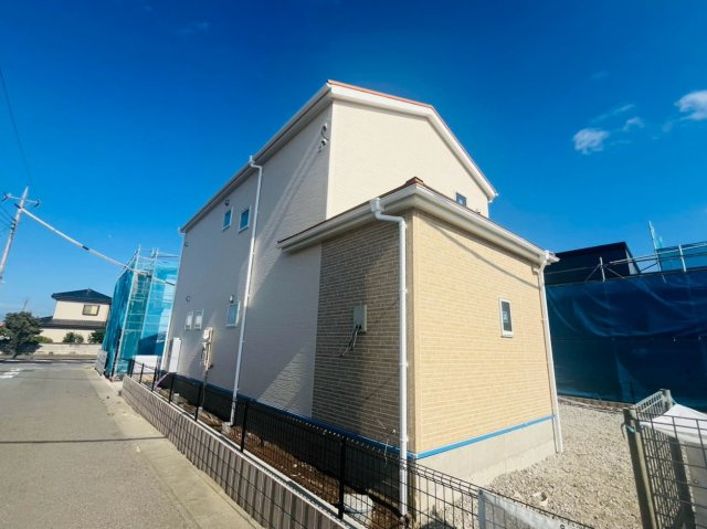 【Livele Garden】　結城郡八千代町菅谷　第２　全4邸の前面道路含む現地写真|徒歩圏内商業施設充実♪お気軽にお問い合わせください（＾＾）
2026年8月撮影