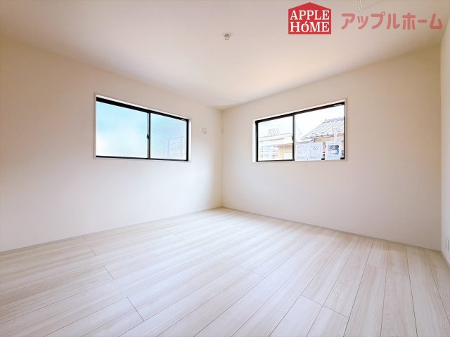[新築住宅] 行田市佐間 第8 全1棟の洋室|居室は全室収納あり！たっぷりある収納活用でお部屋もキレイを保てます♪