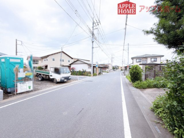 [新築住宅] 行田市桜町 第5 全1棟の前面道路含む現地写真