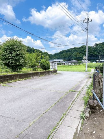 【前面道路含む現地写真】 | 高崎市神戸町　中古住宅