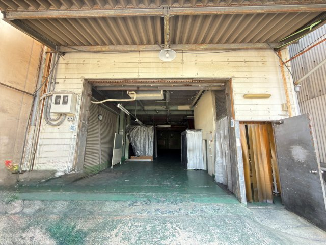 大阪市港区福崎2丁目貸工場倉庫77万円のエントランス